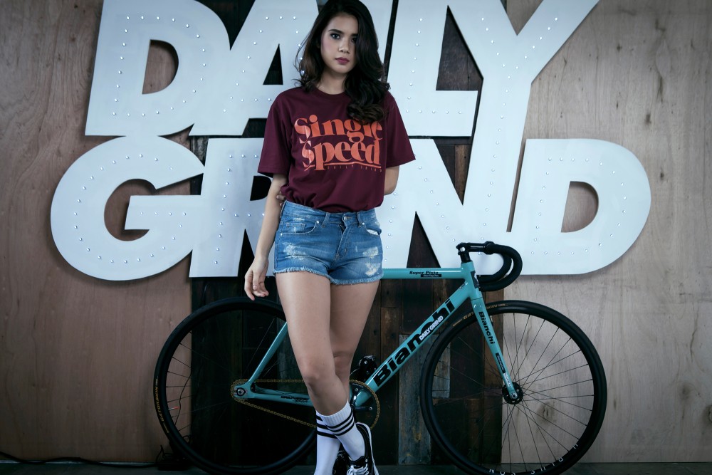 DG NEON CROPPED_0005_Layer 20